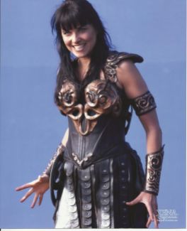 xena-princess-warrior-lucy-lawless-with-hands-out